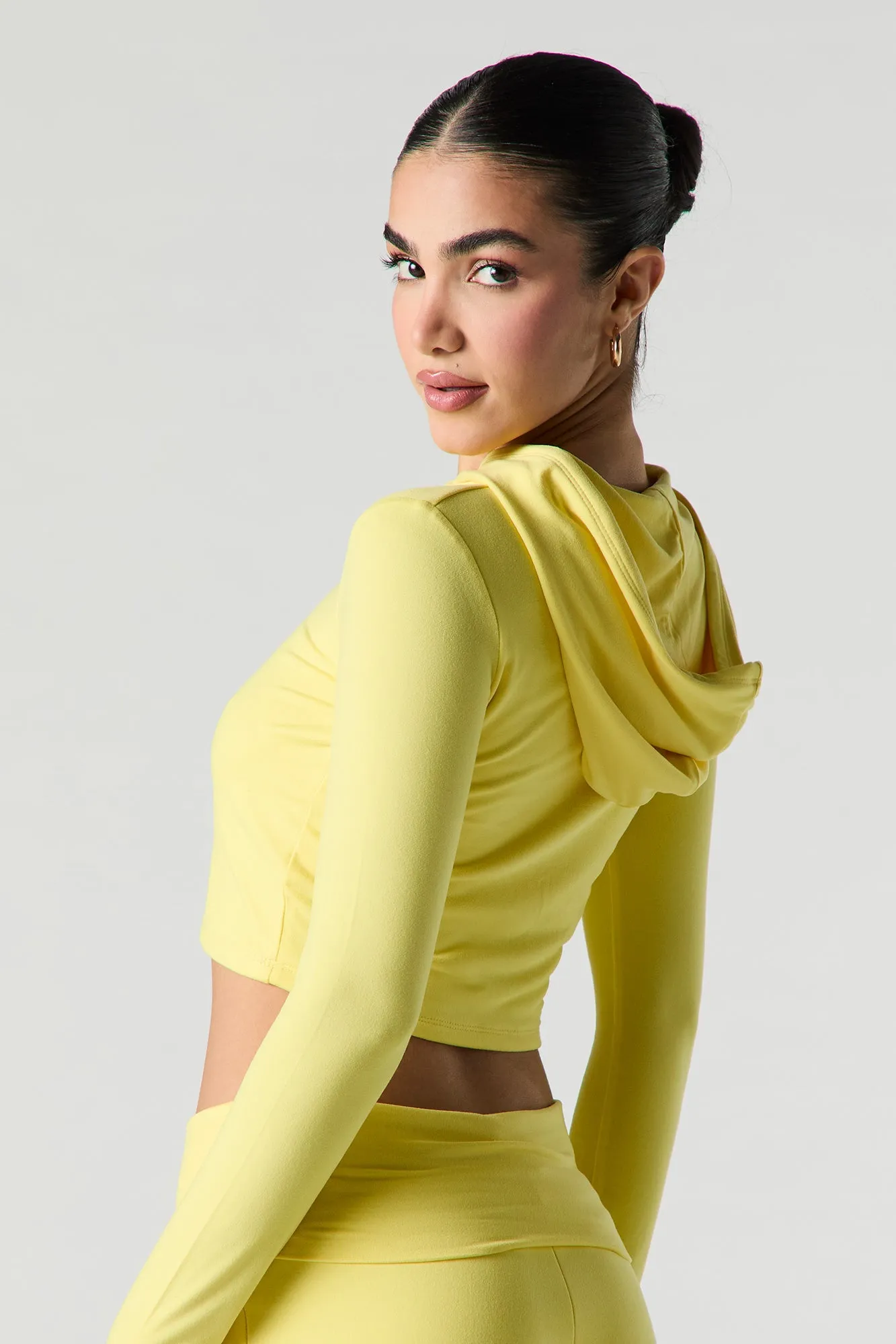 Active Soft Cropped Hoodie