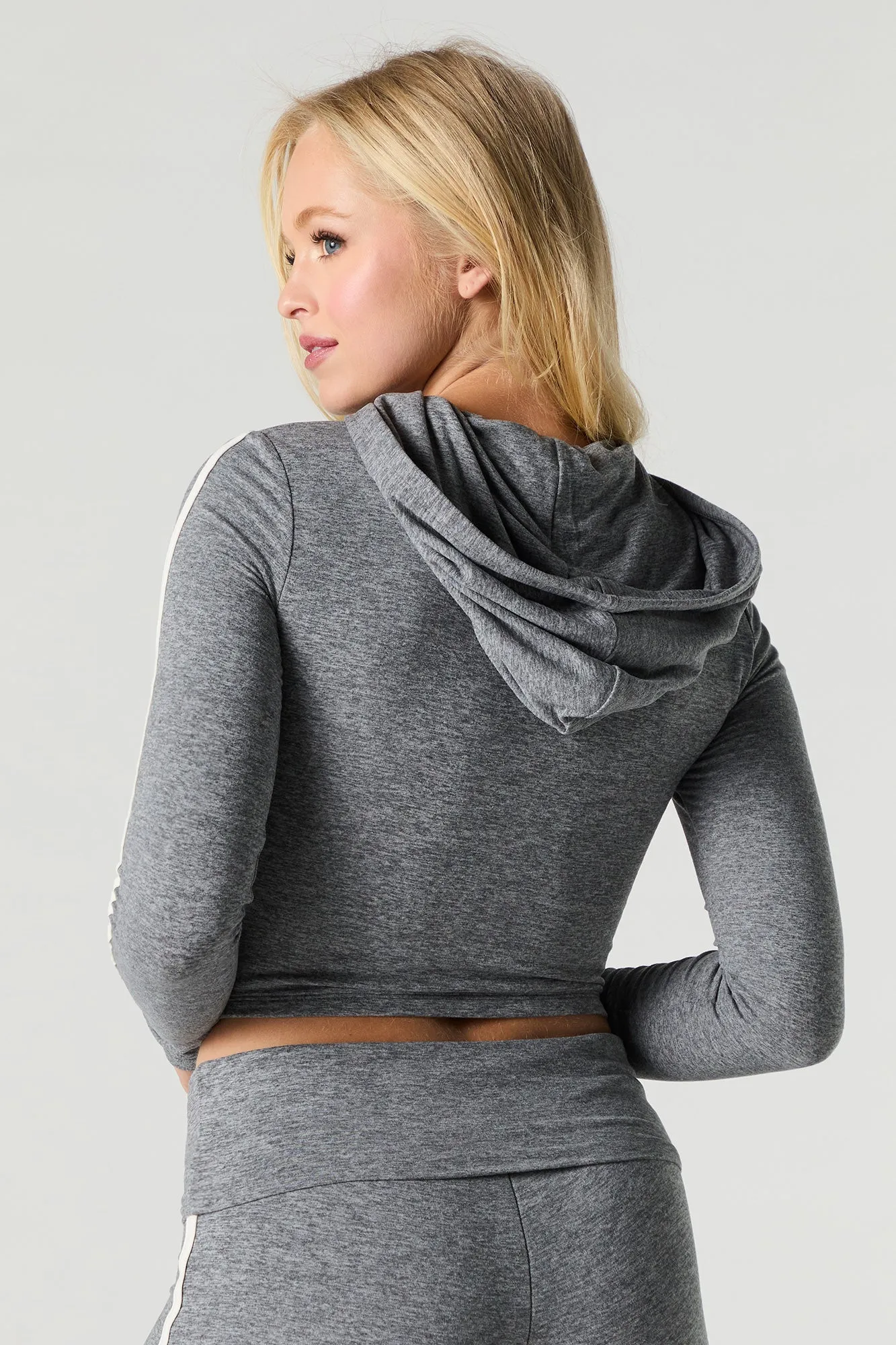 Active Soft Cropped Hoodie