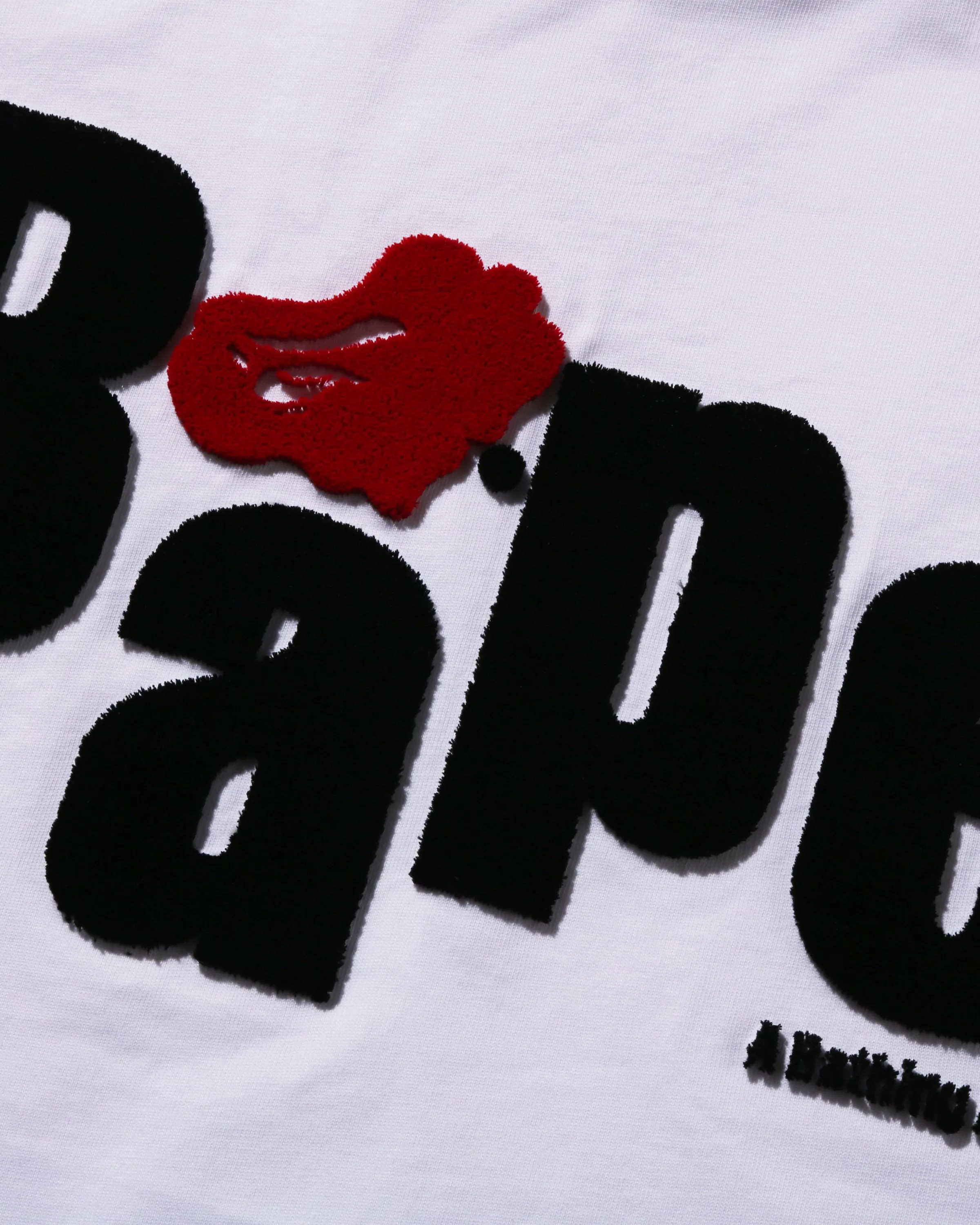 BAPE HEART APE HEAD RELAXED FIT TEE - WHITE