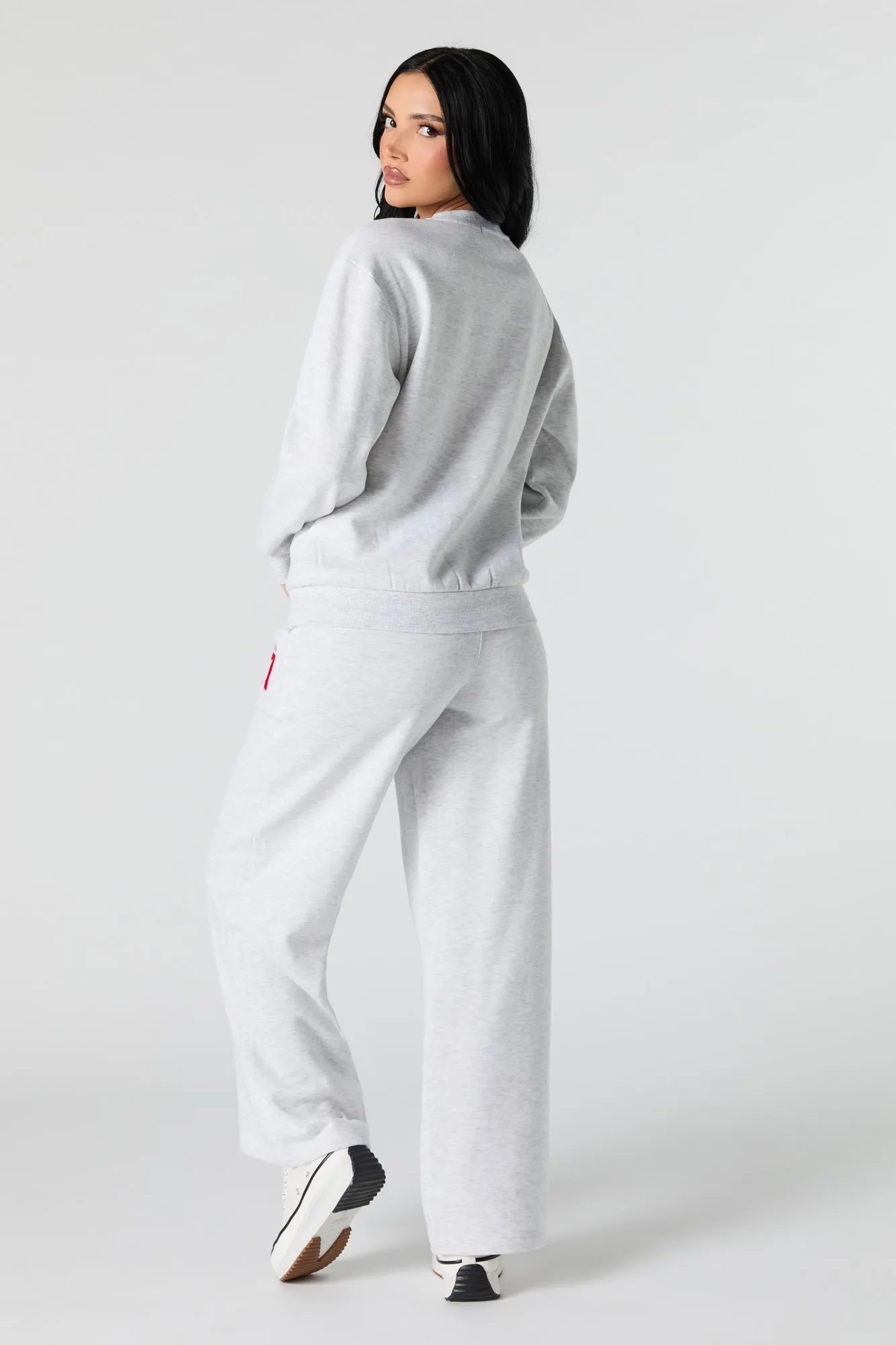 Graphic Fleece Wide Leg Sweatpant