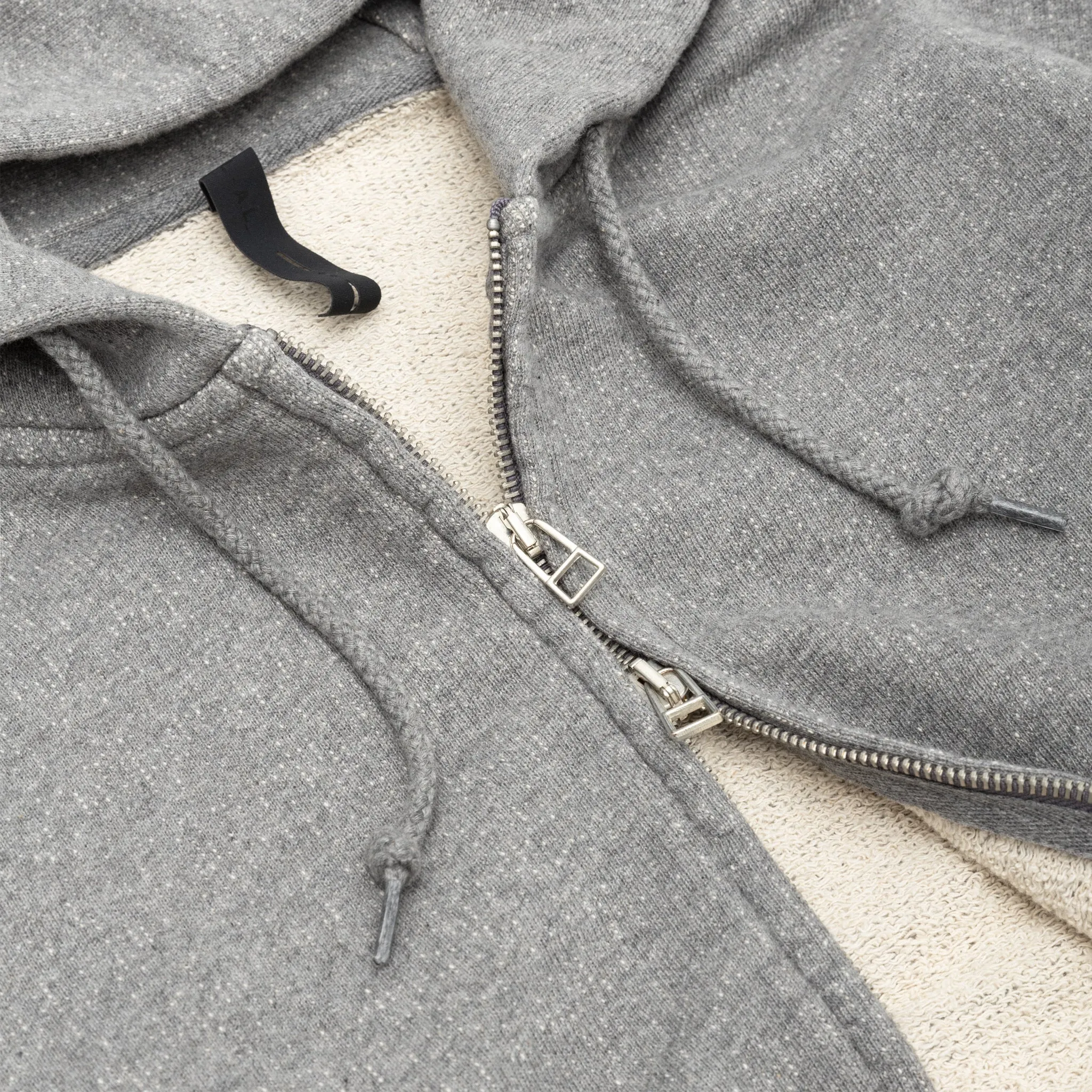 LAVE HOODIE