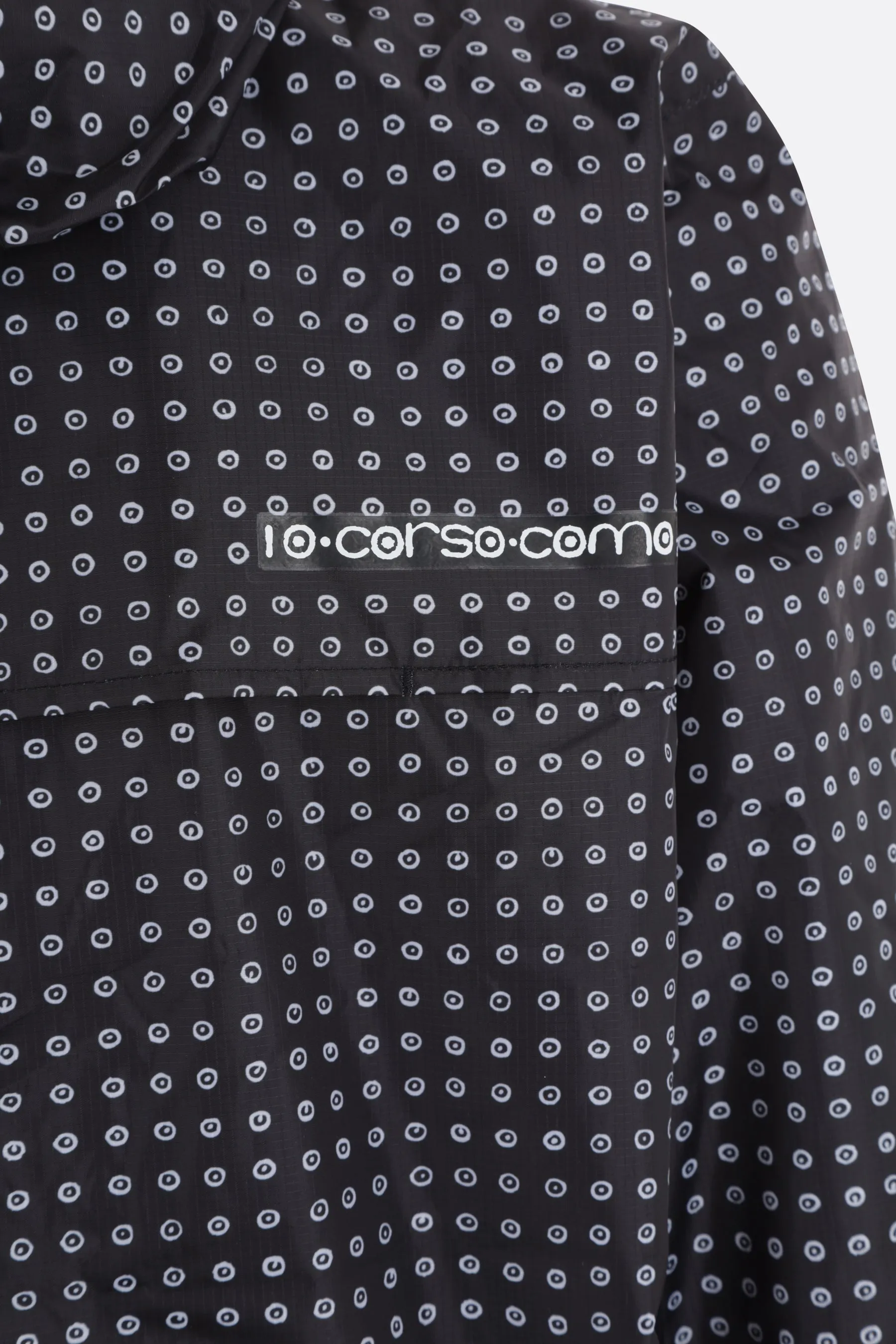 Le Vrai 3.0 Claude logo printed nylon waterproof jacket