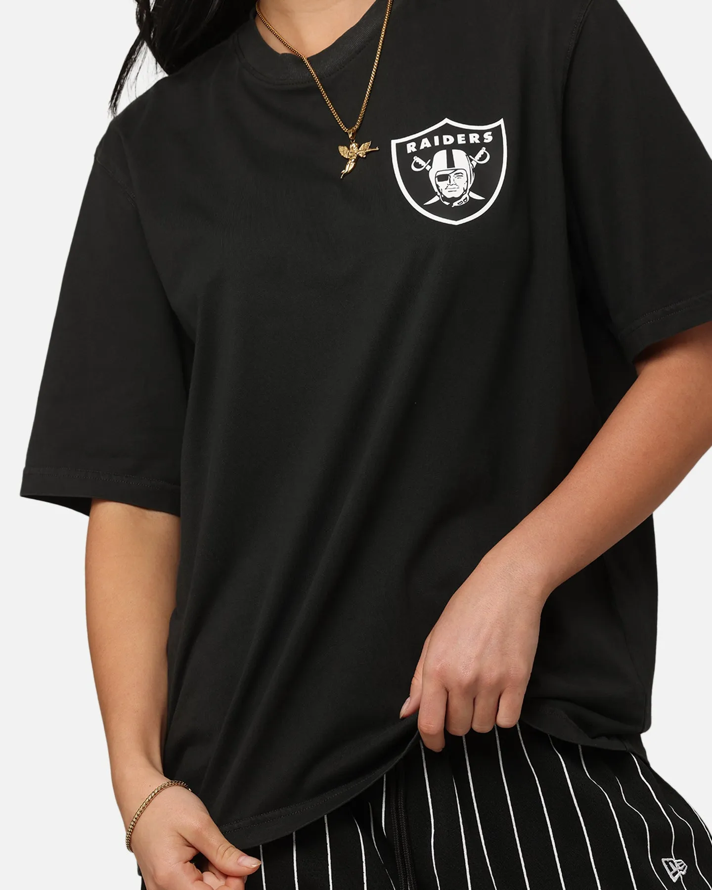 New Era Las Vegas Raiders Washed NBA T-Shirt Black