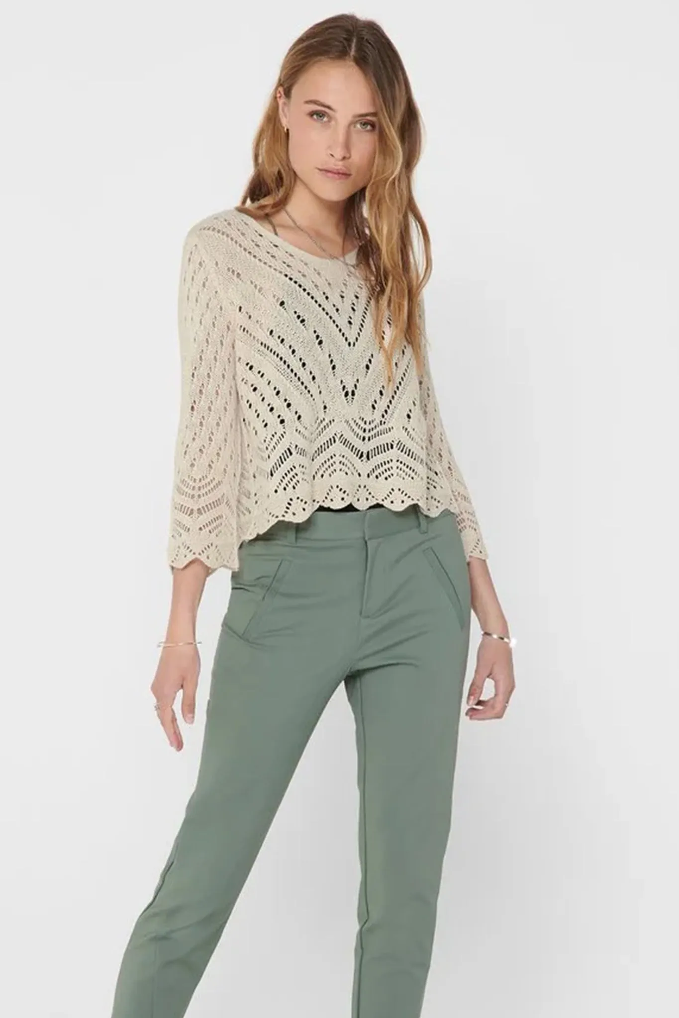 Sun Tapioca V-Neck Knit