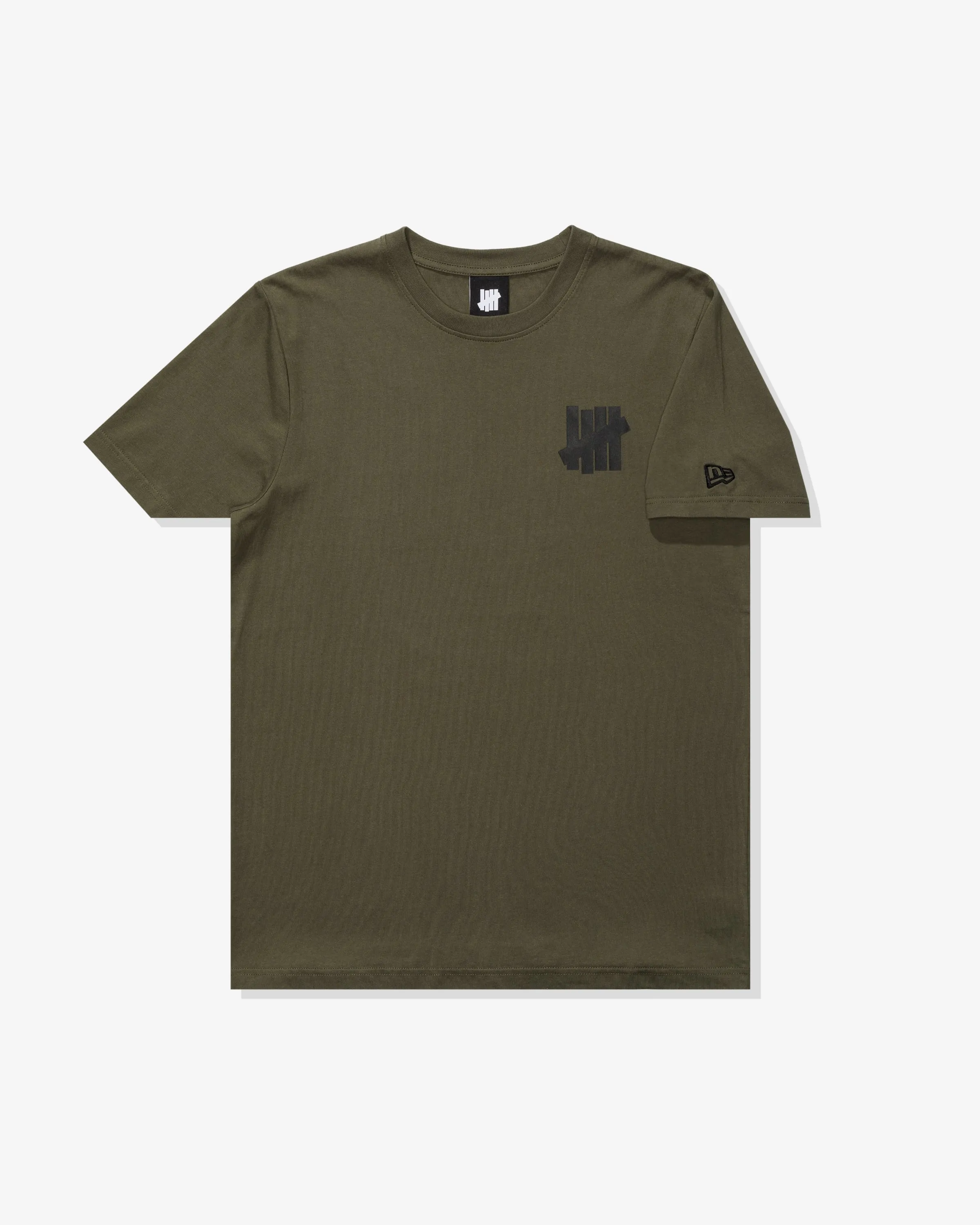 UNDEFEATED X NEW ERA NY YANKEES S/S TEE - NEWOLIVE